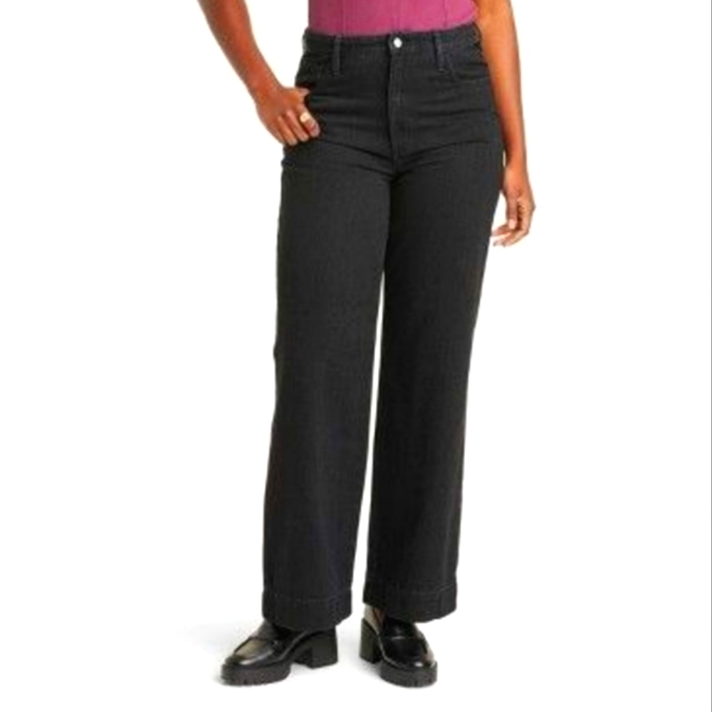 High-Rise Relaxed Wide Leg Jeans